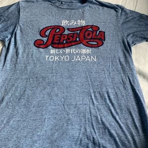 TeeLuv men’s t-shirt. Size M. Tagless shirt sleeve